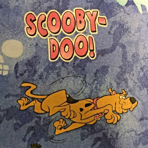 Scooby Doo Scared Silly Scrub Top Women’s S Blue Short Sleeve V-Neck 4 Pockets - Picture 4 of 11